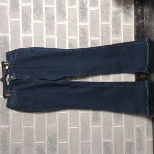 NEW Chicos Platinum Denim Women's The Ultimate Fit Slimming Bootleg Jeans Small